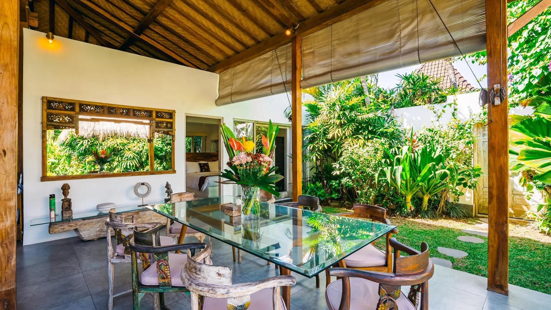 Villa Niri - Beautiful 4Br Teak Joglo Villa In Oberoi Seminyak, A Tranquil Retreat
