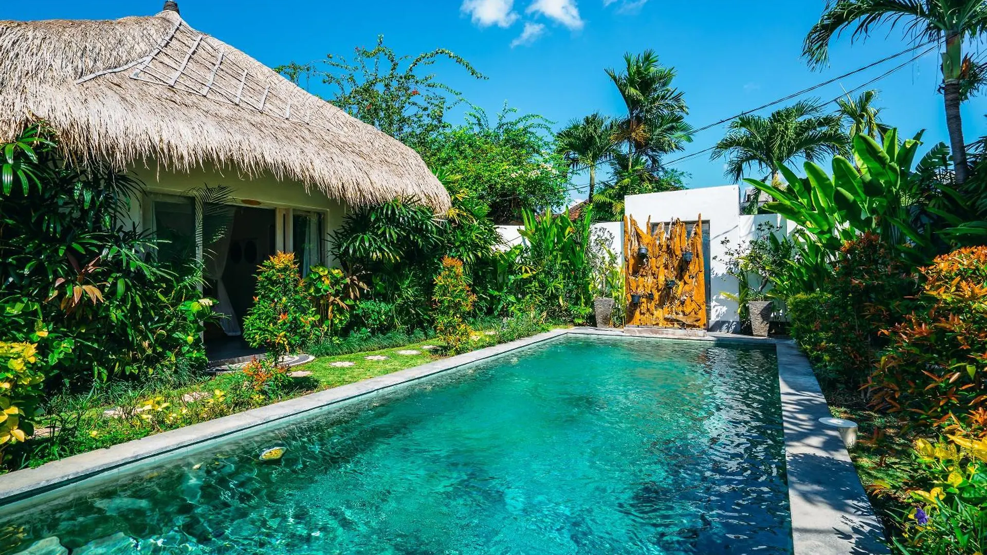 Villa Niri - Beautiful 4Br Teak Joglo Villa In Oberoi Seminyak, A Tranquil Retreat Indonesia