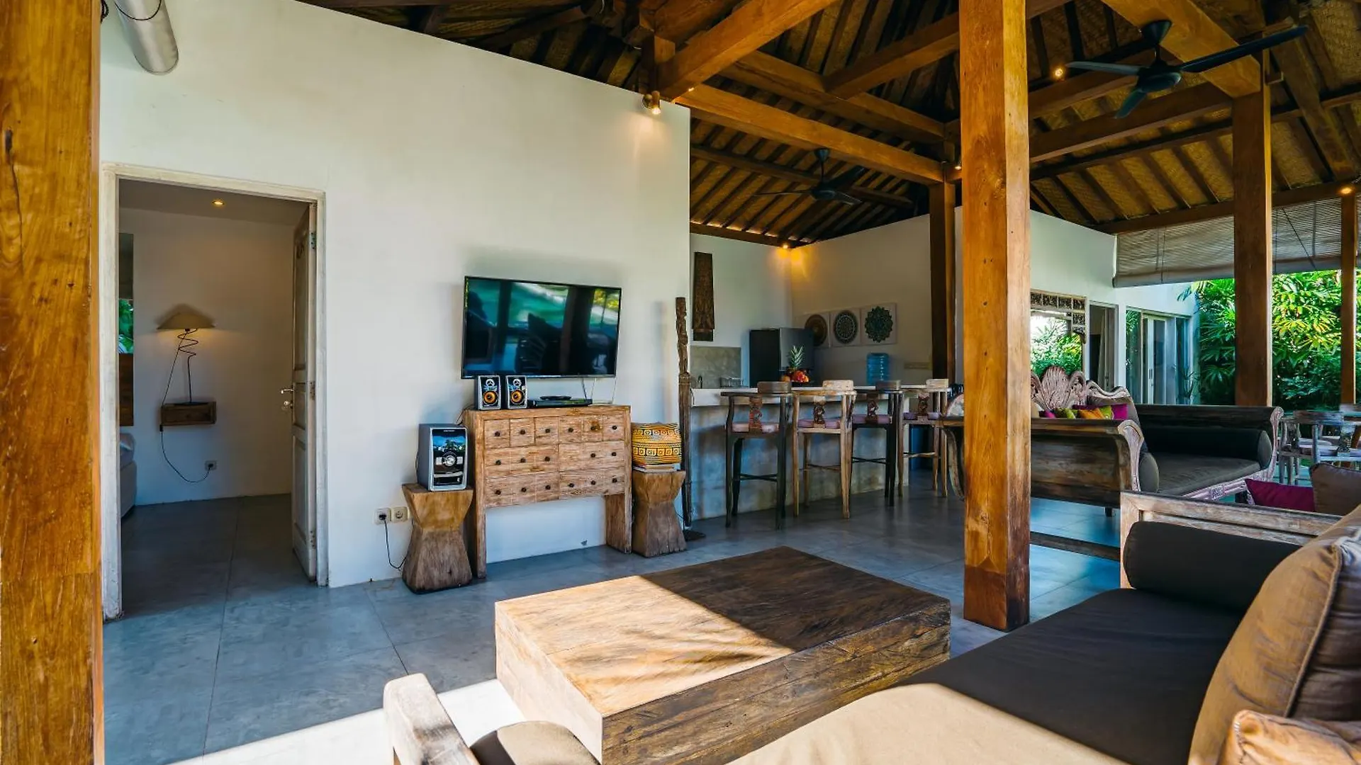 Villa Niri - Beautiful 4Br Teak Joglo Villa In Oberoi Seminyak, A Tranquil Retreat 0*, Seminyak (Bali)